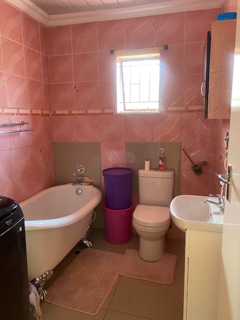 To Let  Bedroom Property for Rent in Mmabatho Unit 12 North West